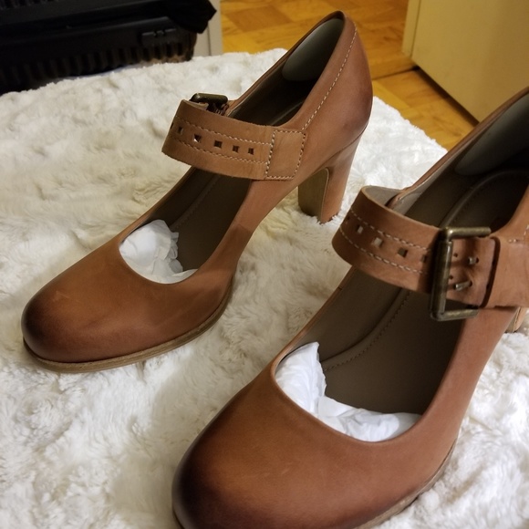 ecco mary jane shoes